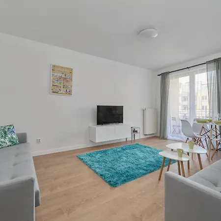 Cozy Klimasa With Balcony In By Renters Daire *