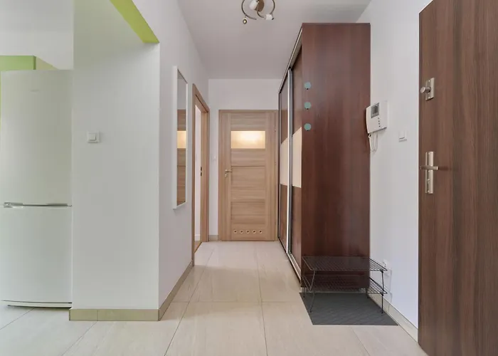 Daire Cozy Klimasa With Balcony In By Renters *